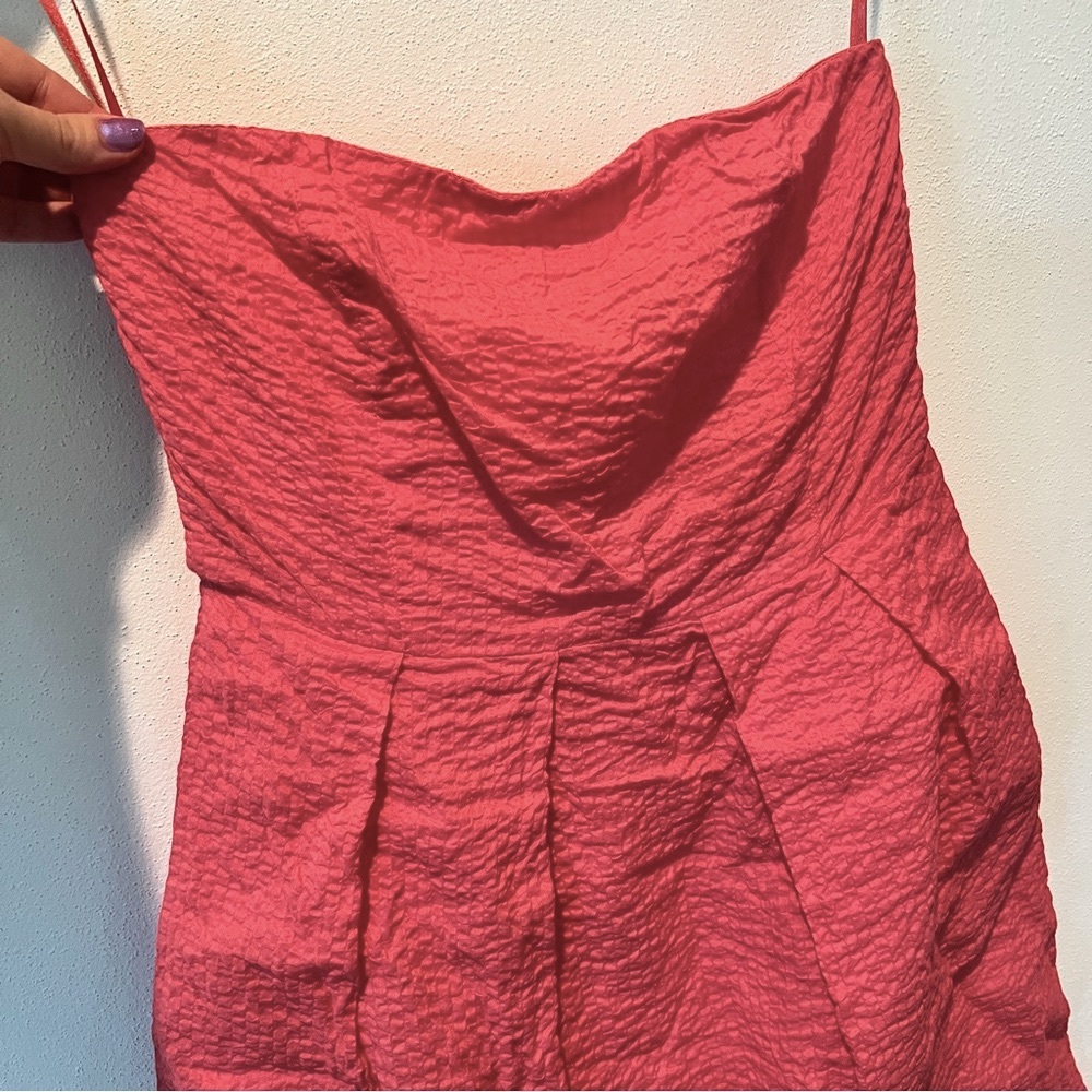 J. Crew Pink 100% Cotton Strapless Dress Seersucker Knee Length Size 6 - Picture 3 of 7